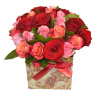 Цветы в шляпной коробке Мечты из роз