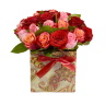 Цветы в шляпной коробке Мечты из роз